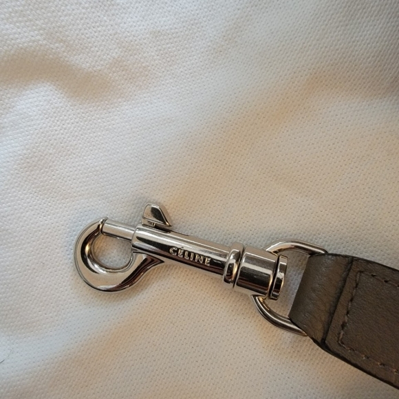 CELINE Suede Medium Trapeze - Picture 6 of 6